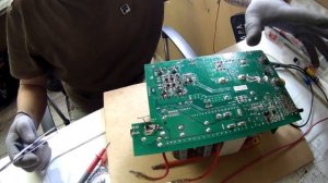 Ремонт Ресанта 220А. Включается и выключается.Моргает индикация