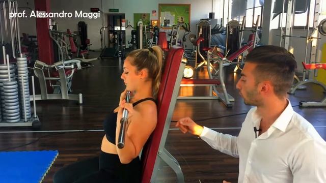 SPINTE: MEGLIO IN PIEDI O DA SEDUTI? смотреть онлайн