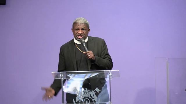 Mt Olive Queens 9:30 Service 6/4/2023 Bishop G. Austin- Please pass the Bread смотреть онлайн