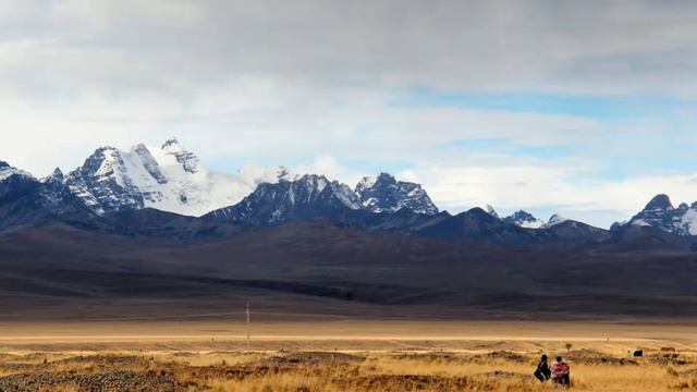 Andrea Cassino - De Los Alpes a Los Andes (Robert R. Hardy Remix) смотреть онлайн