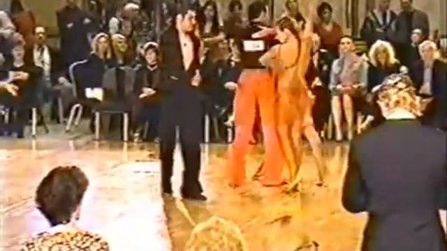 Elena Grinenko & Maksim Chmerkovskiy - Paso Doble смотреть онлайн