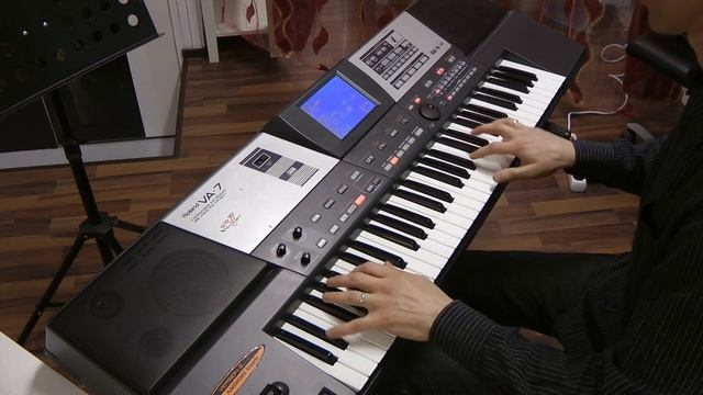 Winter Blues (on Roland VA-7) смотреть онлайн