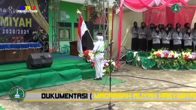 SISWA WISUDA MA HASYIMIYAH SUKOLILO. MASUK TEMPAT LOKASI ACARA & MENYANYIKAN LAGU INDONESIA RAYA смотреть онлайн