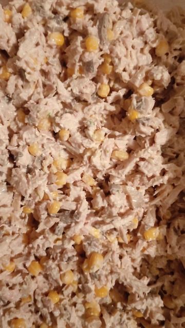 салат из вечины с грибами