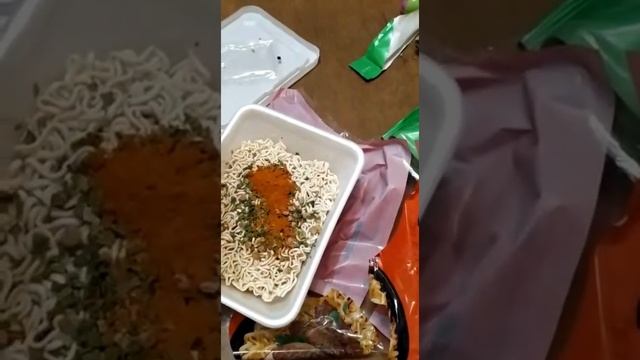 К 8 МАРТА СВОИМИ РУКАМ!!! ОБЗОР - ЛАПША БЫСТРОГО ПРИГОТОВЛЕНИЯ ДОМШИМ СО ВКУСОМ ГОВЯДИНЫ смотреть онлайн