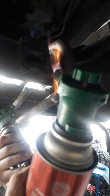 продолжаем выпрямлять чулок переднего моста Mercedes Гелендваген G400