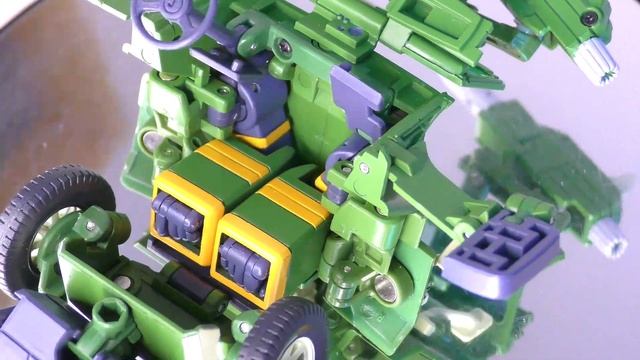Transformers Masterpiece MP47 Hound Review / Обзор фигурки Хаунда от Takara Tomy смотреть онлайн