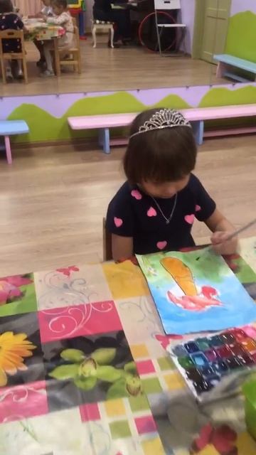 Фрагменты занятия в изостудии, тема: Грибы. Часть 2