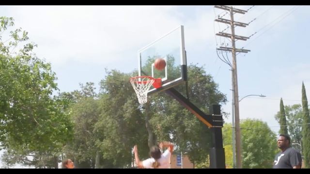 Mamba and Mambacita Sports Foundation Dream Court Unveiling смотреть онлайн
