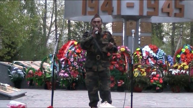 Поет Ерлан Калиаскаров из Соловьево. смотреть онлайн