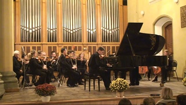 Bach piano concert d-moll BWV1052 смотреть онлайн