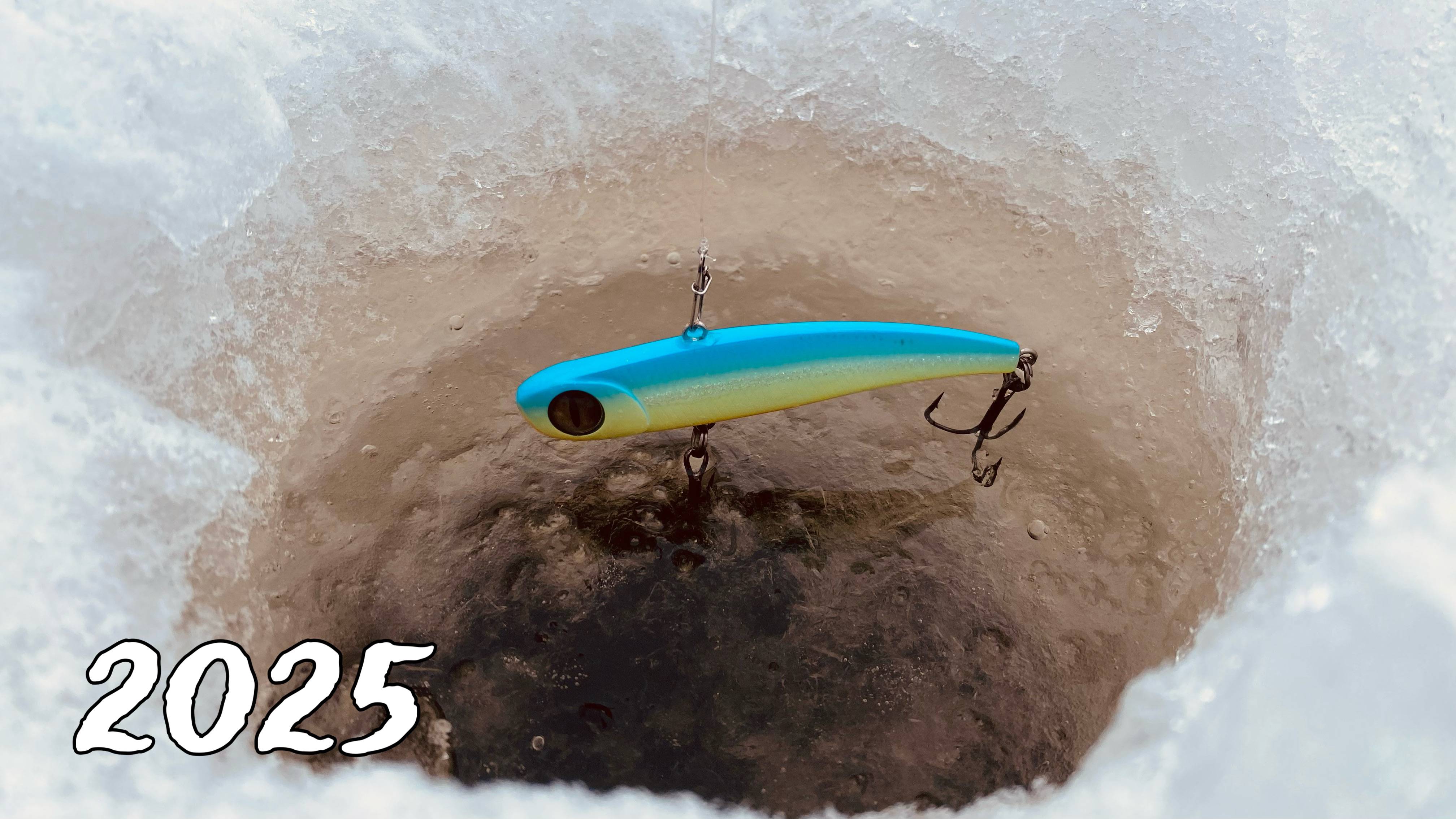 Вечерний СУДАК ВЫБИРАЕТ РАТТЛИН Зимняя рыбалка со льда 2025 смотреть онлайн