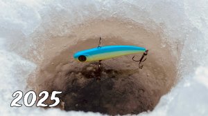 Вечерний СУДАК ВЫБИРАЕТ РАТТЛИН Зимняя рыбалка со льда 2025