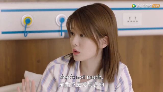 He saved her from a dangerous situation with a princess hug! | You Complete Me 小风暴之时间的玫瑰 смотреть онлайн