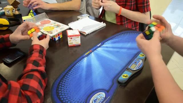 Сергей Сморчков - 3х3х3 54.77