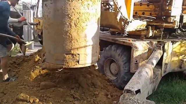 Копаємо криниці машиною в Івано-Франківській та Чернівецькій області смотреть онлайн