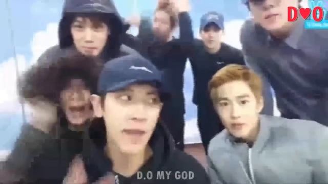 СМЕШНЫЕ МОМЕНТЫ С EXO | FUNNY MOMENTS WITH EXO | 재미있는 순간과 EXO