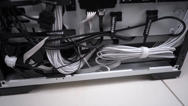 Building a PC on the Phanteks Eclipse P500A смотреть онлайн