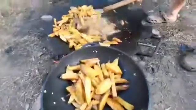 Вилла Марина. Лазурное. Вкусный обед с грибами и курочкой. смотреть онлайн