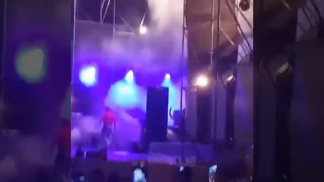 Грибы Между нами тает лёд Харьков день города 2017 смотреть онлайн