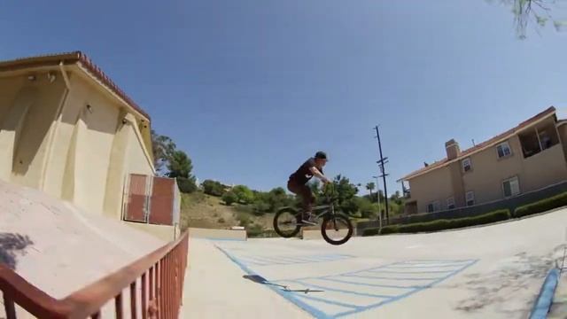 CHAD KERLEY BMX STREET - HARO BMX 2018 смотреть онлайн