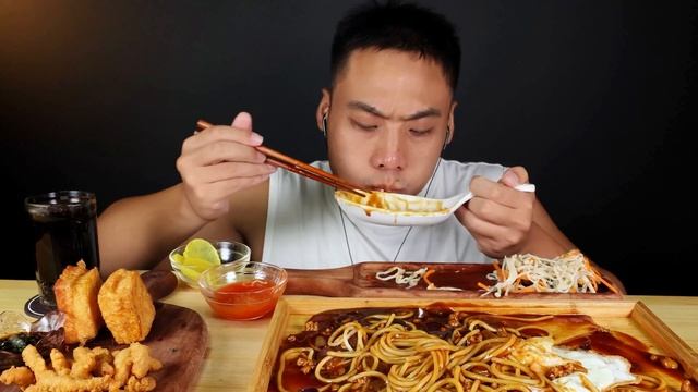 Mukbang)SUB/with Adam/Korean fried noodles/ASMR eating sounds смотреть онлайн