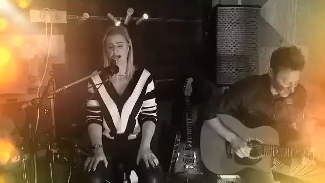 In the air tonight - Phil Collins (acoustic cover by Edel Ways) смотреть онлайн