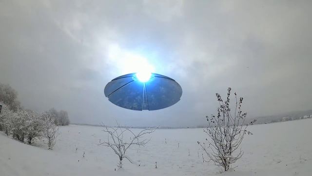 луна и нло в месте смотреть онлайн