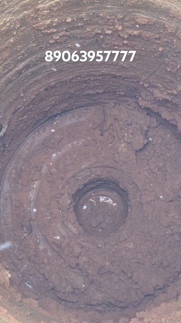 При бурении колодца вышел ключик ! #бурениеколодца #камаз #shortvideo #копка #колодец #септик