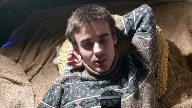 АСМР | ПЫТАЮСЬ ЗАРЯДИТЬ ВАС ЭНЕРГИЕЙ и говорю о своих проблемах :3