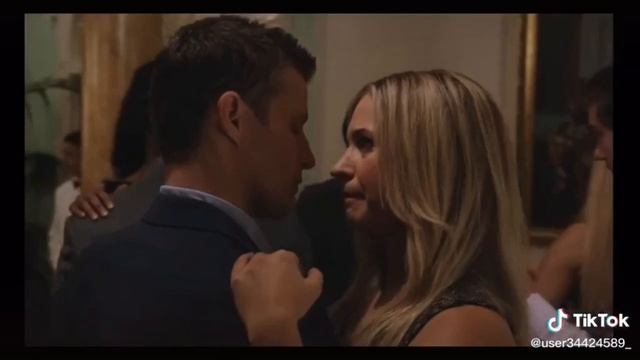 Blue Bloods Star Vanessa Ray Met JAMKO In Real Life смотреть онлайн