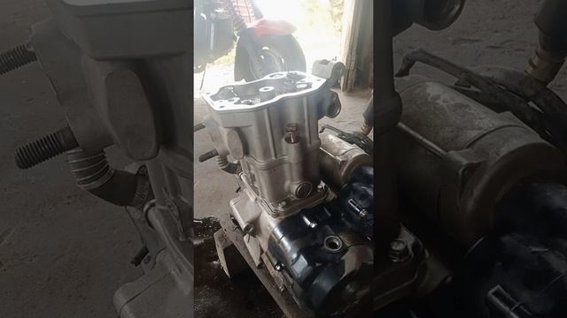 pasang piston,blok dan kop semua tipe roda tiga (@rizky Rafa19) смотреть онлайн