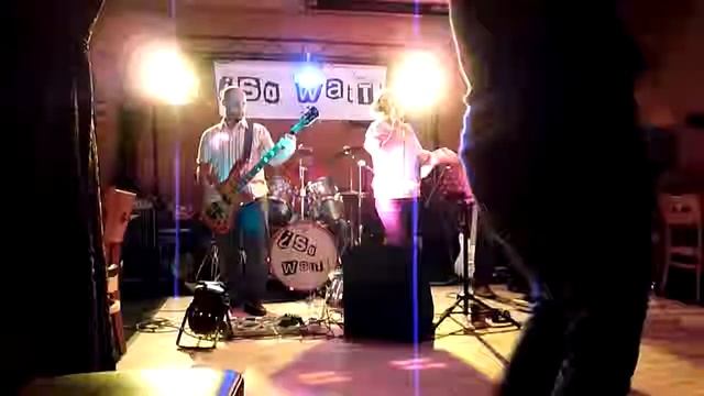 So Watt - Live at the Cross Guns Cowdenbeath - Supermassive Black Hole смотреть онлайн