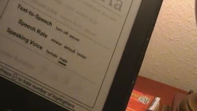 A Quick Review of the Amazon Kindle 3 (2011) by an English Major. смотреть онлайн
