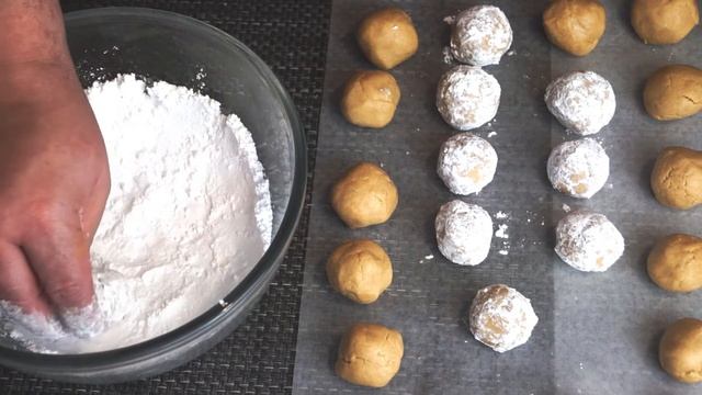 Chocolate Peanut Butter Truffles | Peanut Butter Lovers| Homemade Candy | Southern Mountain Kitche смотреть онлайн