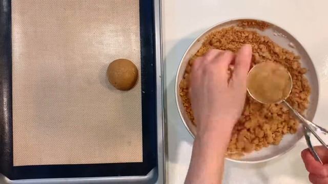 Peanut Butter Mini Truffle Cakes смотреть онлайн
