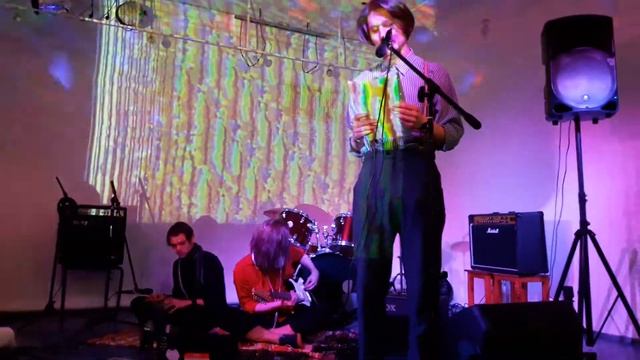 Стихи на арт-фестивале1 смотреть онлайн