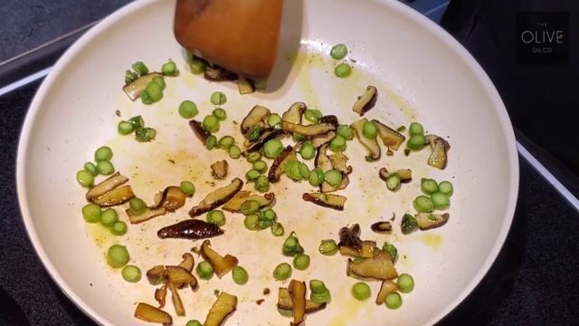 The Olive Oil Co Kitchen ~ S3 Ep.17 - Truffle Spring Omelette смотреть онлайн