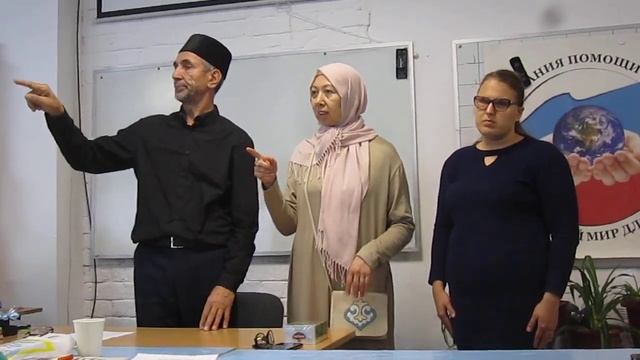 18.11.2022 В АНО Добрый мир для всех. Слепая певица Альбина Абрамова.MVI 2763