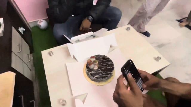 IPhone 15 + Bhaiyo Ke Sath House Party+ @drool264Choclate Truffle Cake Review