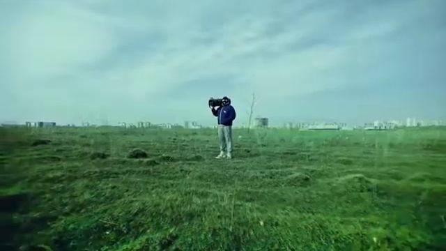 Между нами тает лёд грибы...