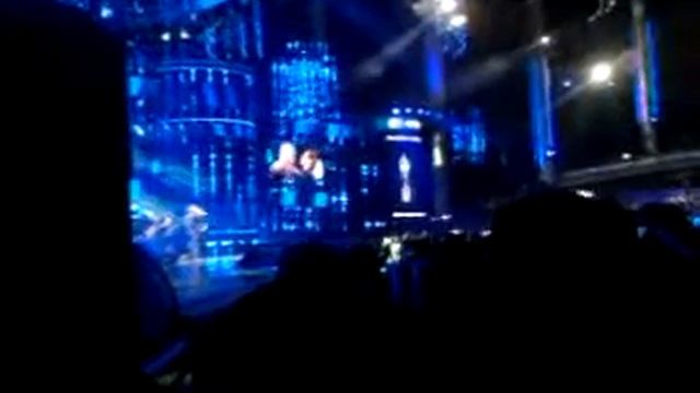 Marc Anthony y José Luis Perales cantando "Y Como Es Él" (Viña Del Mar 2012) смотреть онлайн