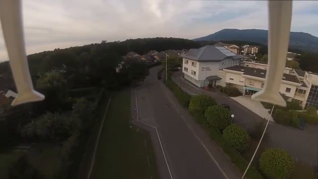DRONE CRASH : syma x8c with go pro (hight flight ) смотреть онлайн