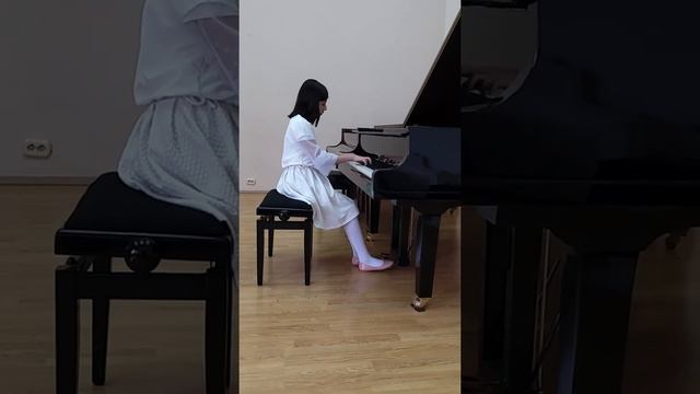 И.С.Бах Инв.№8 B-dur, Э.Григ "Поэт. карт" e-moll, К.Черни Шк. бегл. Этюд 2 C dur. Исп. Султанова Р. смотреть онлайн