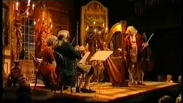 Locrian Ensemble perform part "The Four Seasons" смотреть онлайн