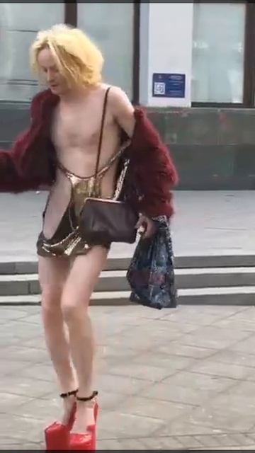 1000035813.mp4 смотреть онлайн