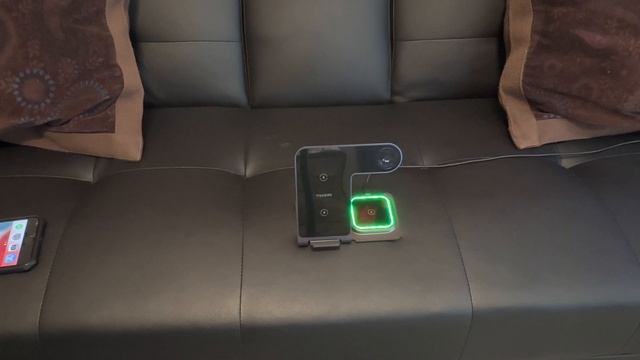 Venere 3 N 1 Wireless Charging Station (iPhone, Apple Watch, AirPods) смотреть онлайн
