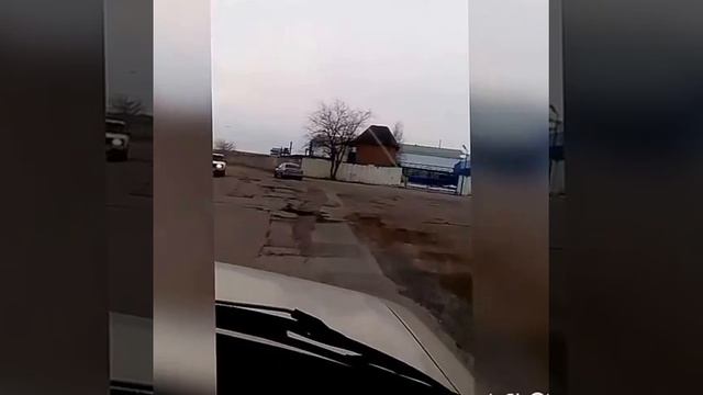 В МинВодах вместе со снегом тают дороги смотреть онлайн