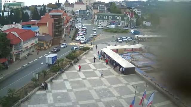 Вебкамера "Площадь Советская". Запись 20.10.2017 11:00:04 смотреть онлайн