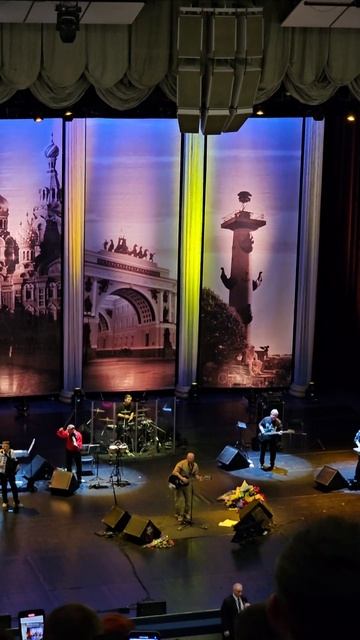 Александр Розенбаум - Утиная охота, концерт в Санкт-Петербурге 09.05.24 смотреть онлайн